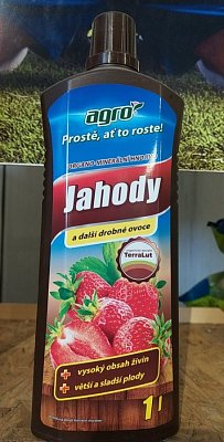 AGRO OM Kap. Düngemittel Erdbeeren 1 l
