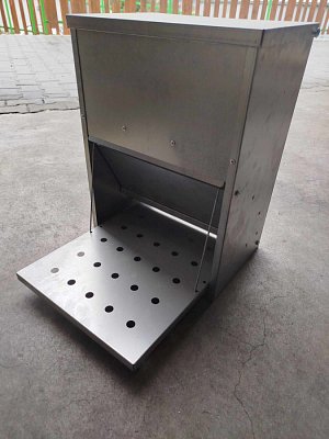 Unser Trittfutterautomat LERAM 13kg